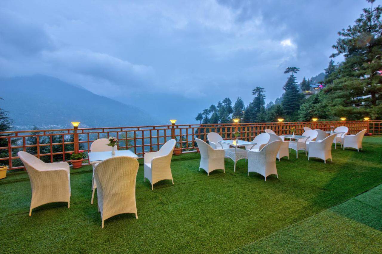 The Holiday Villa Resorts & Spa Manāli Eksteriør bilde