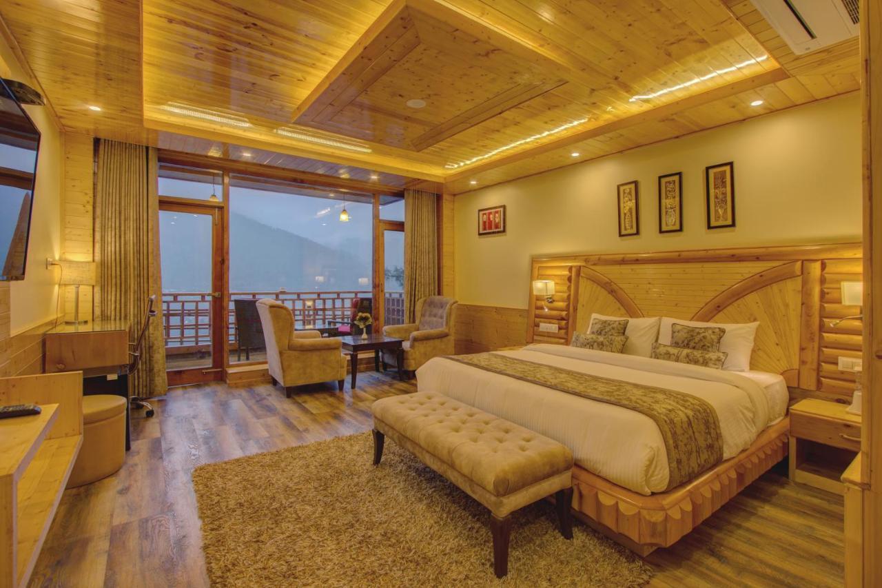 The Holiday Villa Resorts & Spa Manāli Eksteriør bilde