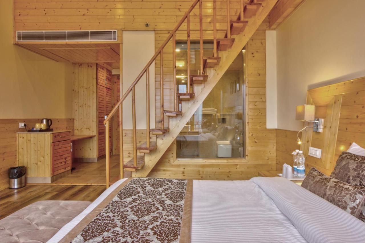 The Holiday Villa Resorts & Spa Manāli Eksteriør bilde