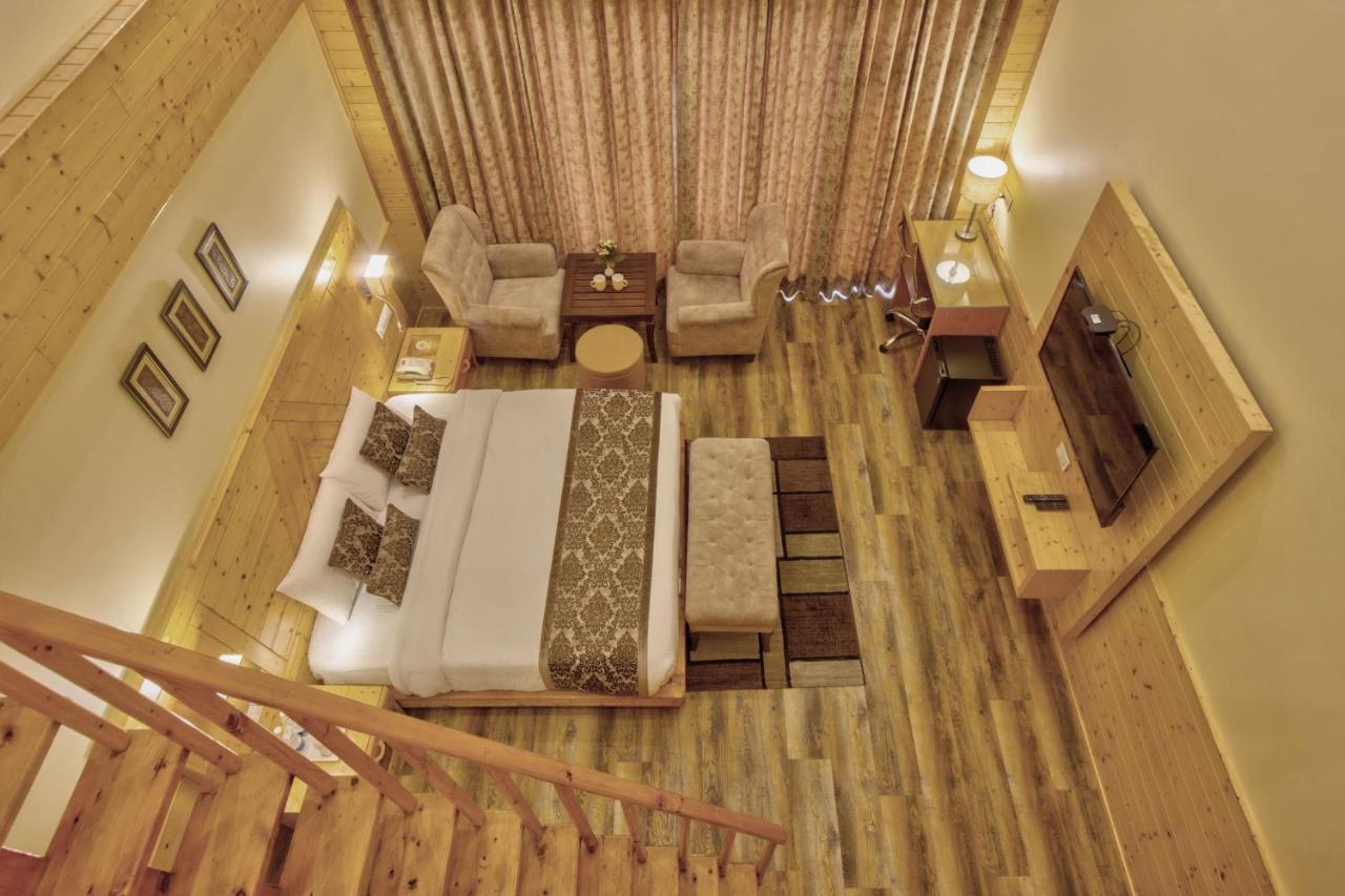 The Holiday Villa Resorts & Spa Manāli Eksteriør bilde
