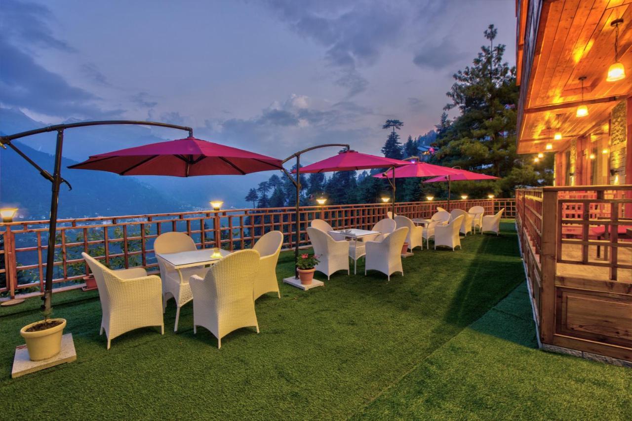 The Holiday Villa Resorts & Spa Manāli Eksteriør bilde