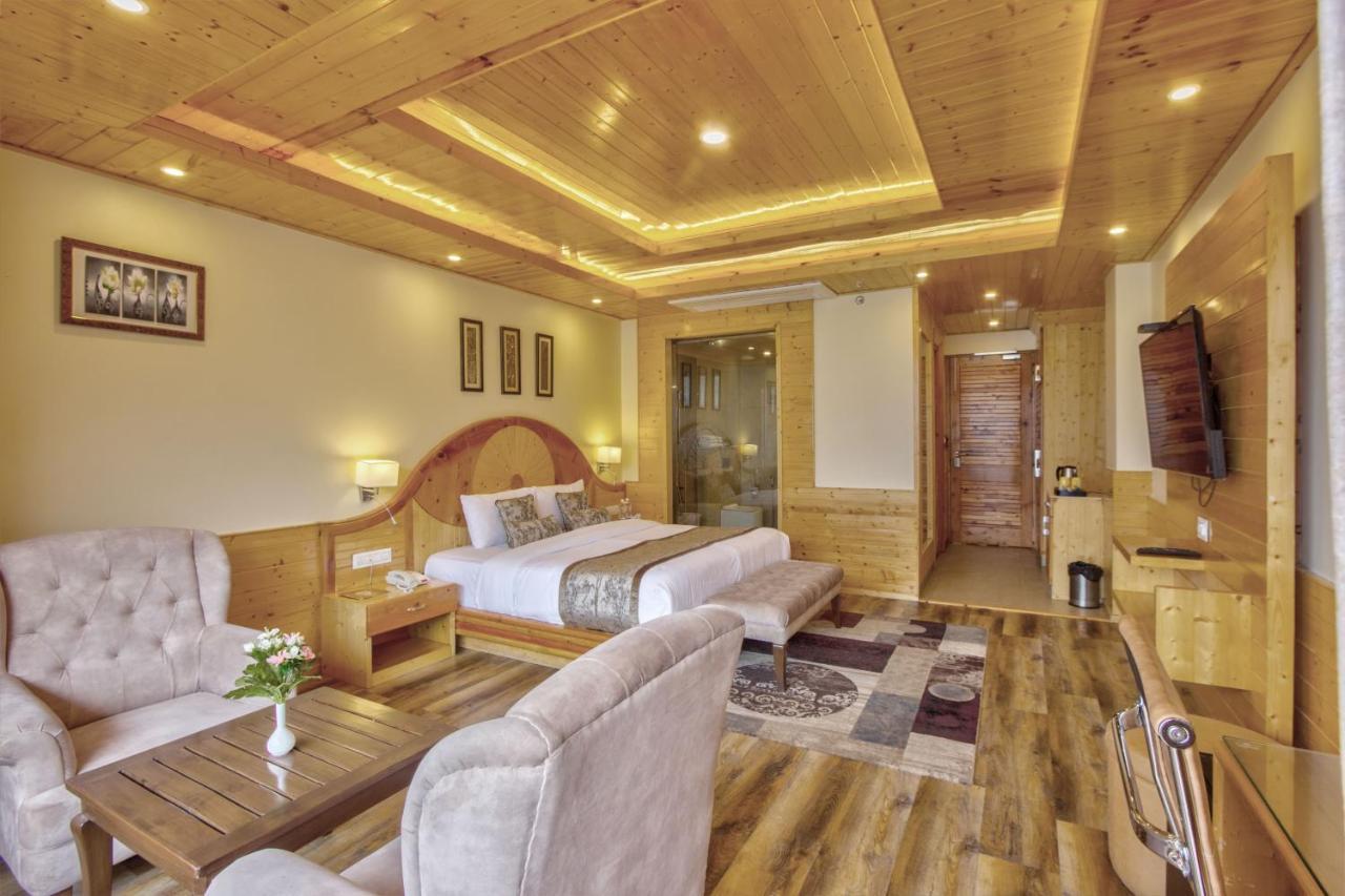 The Holiday Villa Resorts & Spa Manāli Eksteriør bilde