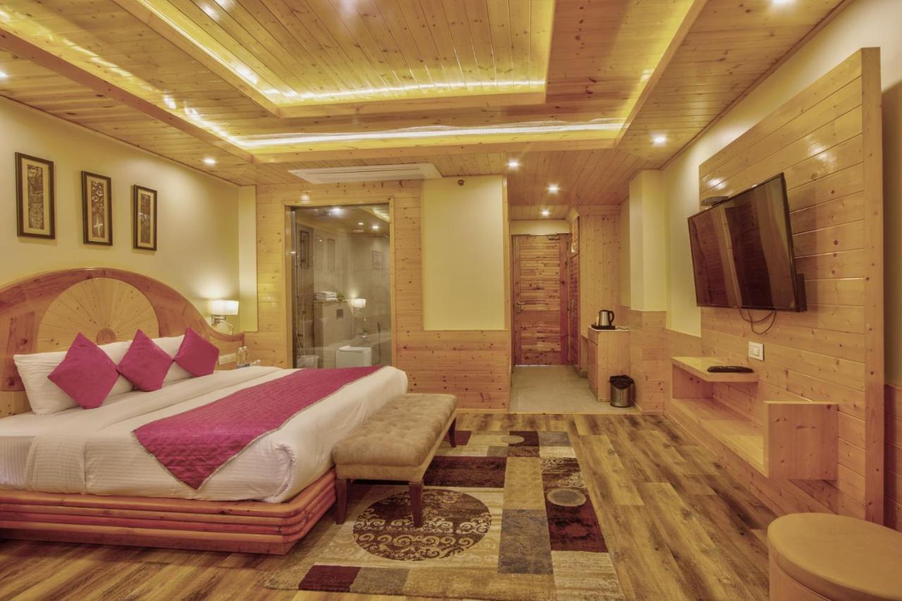 The Holiday Villa Resorts & Spa Manāli Eksteriør bilde