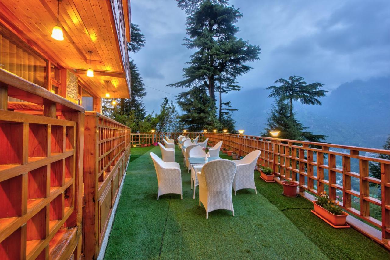 The Holiday Villa Resorts & Spa Manāli Eksteriør bilde
