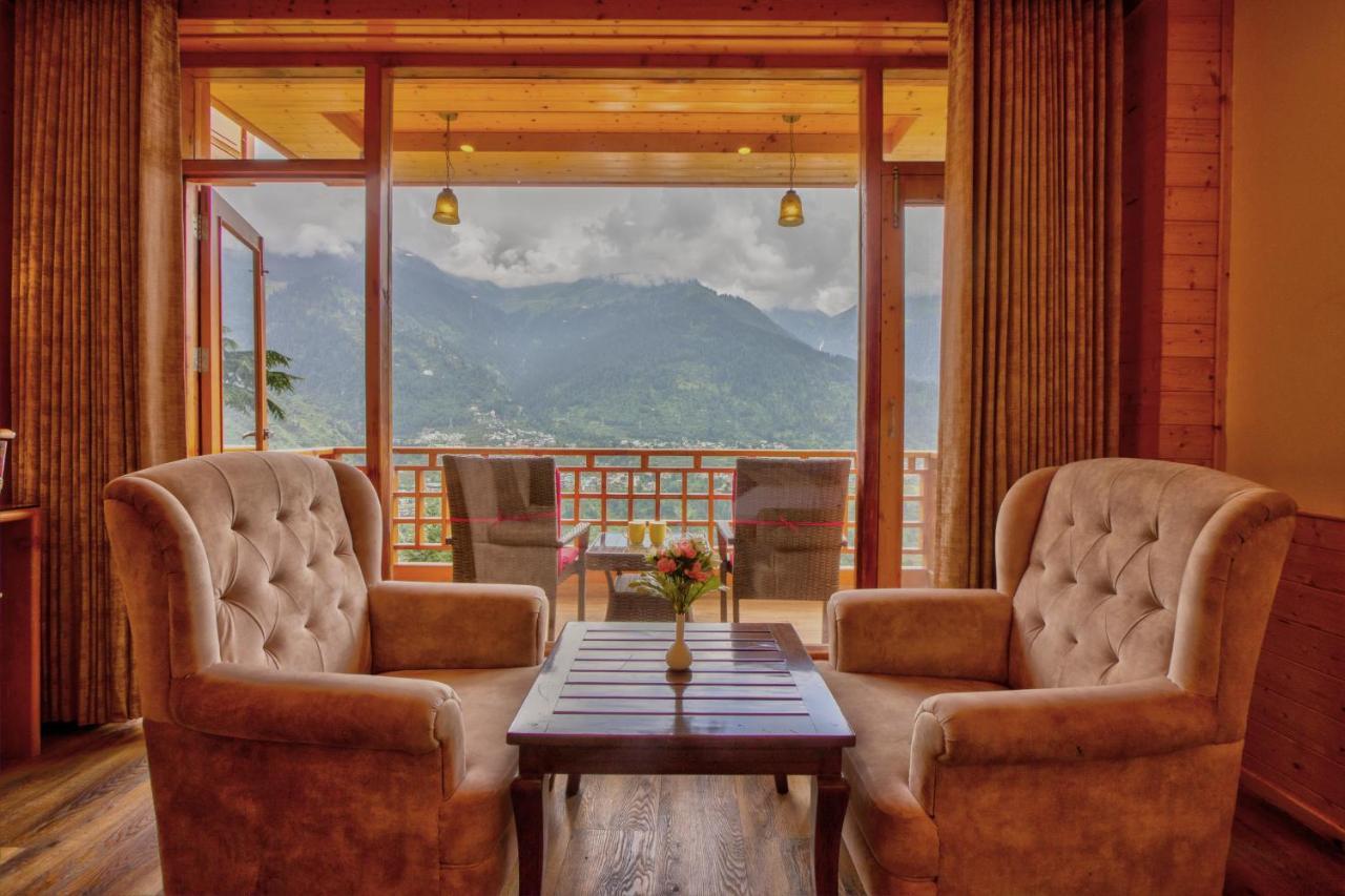 The Holiday Villa Resorts & Spa Manāli Eksteriør bilde